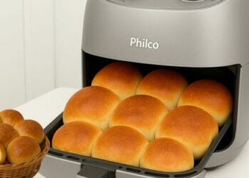Homemade Bread in the AirFryer For Snack or Coffee, in 20 Minutes