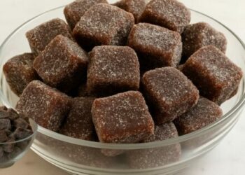 Sweet Recipe with Banana and Chocolate as an Afternoon Snack