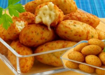 Cheese Fried Rice Balls (with cooked rice) for Afternoon Snack, in Minutes