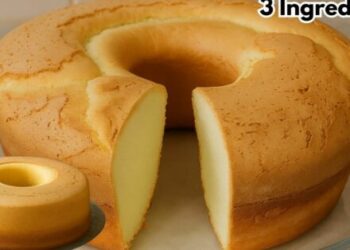 Easy Flourless Cake (3 Ingredients) – No Milk Needed, In Minutes