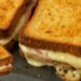 Grilled Ham and Cheese Sandwich with Mayo – Easy, Creamy, em 10 minutes