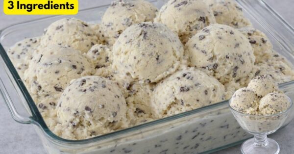 Homemade Ice Cream with 3 Simple and Easy Ingredients